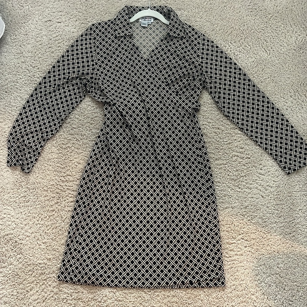 Wrap Dress - Picture 2 of 4